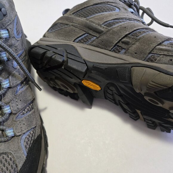 Women's Merrell Hiking Boots - Picture 4 of 12